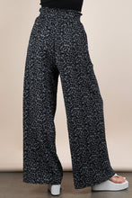 Load image into Gallery viewer, Gray Leopard Print Wide Leg Pants