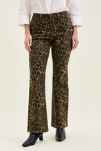 Load image into Gallery viewer, Judy Blue Leopard Print Bootcut