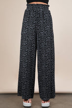 Load image into Gallery viewer, Gray Leopard Print Wide Leg Pants