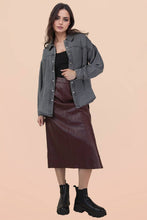 Load image into Gallery viewer, Charcaol Pearl Snap Denim  Top
