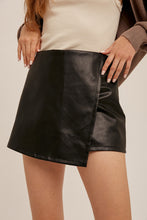 Load image into Gallery viewer, Faux Leather Skort
