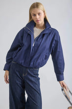 Load image into Gallery viewer, Trench it short Navy
