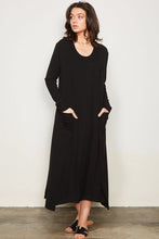 Load image into Gallery viewer, Black Pocket Detail Long Knit Cardigan - also available in oatmeal
